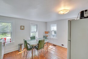 Updated/pet-friendly Cabin By Hikes and Woodstock!