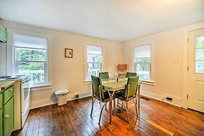 Updated/pet-friendly Cabin By Hikes and Woodstock!