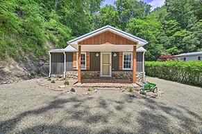 Updated Bristol Retreat ~ 2 Miles to Downtown!