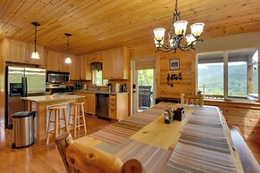 Franklin Cabin w/ Game Room, Mountain-view Deck