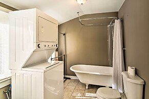 Stylish Vicksburg Apt w/ Porch - 2 Mi to Casino!