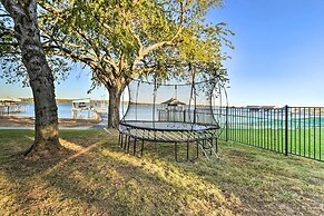 Private Beach & Dock: Home on Eagle Mountain Lake