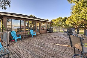 Private Beach & Dock: Home on Eagle Mountain Lake