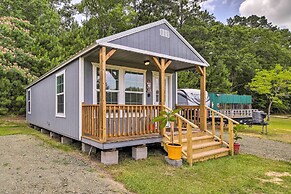 Stylish Woodville Cabin: Fishing Dock Access!