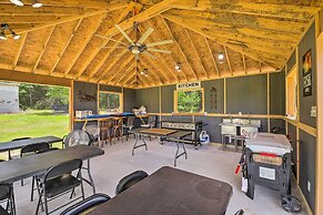 Stylish Woodville Cabin: Fishing Dock Access!