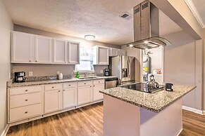 Vacation Rental Home ~ 15 Mi to Little Rock