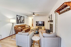 Private Black Hills Home w/ Corral: Horses Welcome