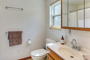 Private Black Hills Home w/ Corral: Horses Welcome