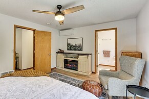 Private Black Hills Home w/ Corral: Horses Welcome