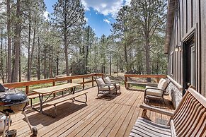 Private Black Hills Home w/ Corral: Horses Welcome