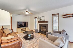 Private Black Hills Home w/ Corral: Horses Welcome
