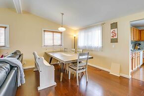 Bright Ann Arbor Home w/ Yard, 3 Mi to U of M