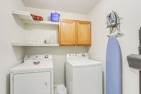 'the Palm' Bay St. Louis Home - Walk to Beach!