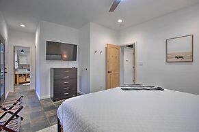 Medicine Park Cabin w/ Mountain Views!