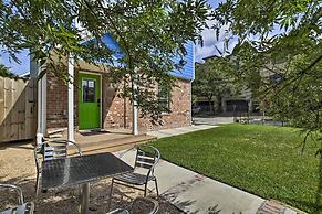 Houston Apt w/ EV Charging: 3 Mi to Downtown!