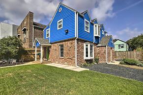 Houston Apt w/ EV Charging: 3 Mi to Downtown!