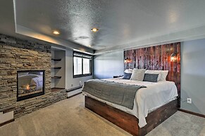 Spacious Fairplay Cabin w/ Views ~ 21 Mi to Breck!