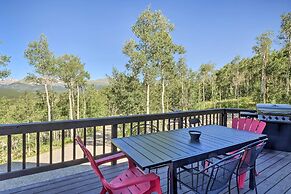 Spacious Fairplay Cabin w/ Views ~ 21 Mi to Breck!