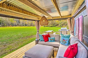 Pet-friendly Bakersville Cottage w/ Views!