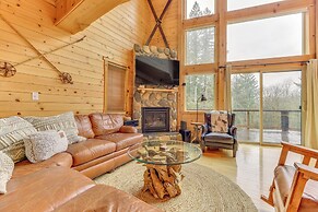 'grizzly Tower' Packwood Cabin w/ Hot Tub!