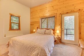 'grizzly Tower' Packwood Cabin w/ Hot Tub!