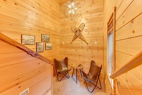 'grizzly Tower' Packwood Cabin w/ Hot Tub!