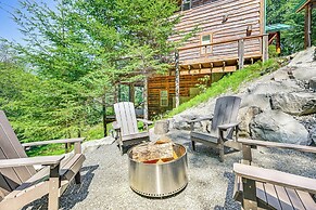 'grizzly Tower' Packwood Cabin w/ Hot Tub!