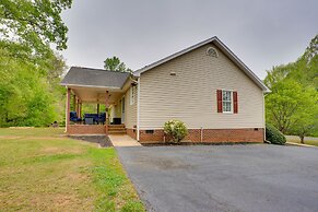 Mineral Getaway w/ Grill, Fire Pits + Boat Docks!