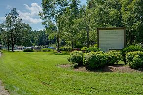 Mineral Getaway w/ Grill, Fire Pits + Boat Docks!