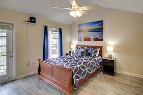 Walk to Beach: Gulfport Retreat w/ Patio