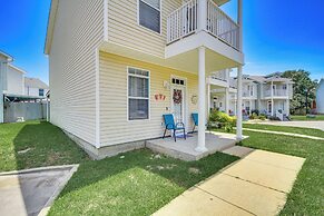 Walk to Beach: Gulfport Retreat w/ Patio