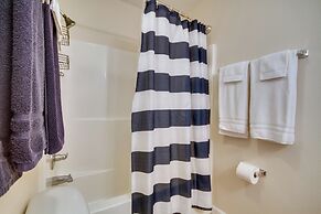 Walk to Beach: Gulfport Retreat w/ Patio