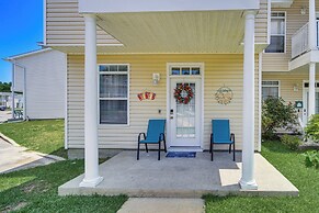 Walk to Beach: Gulfport Retreat w/ Patio