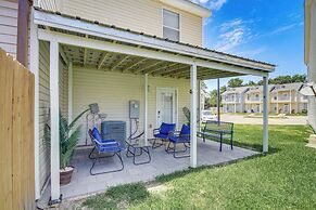 Walk to Beach: Gulfport Retreat w/ Patio
