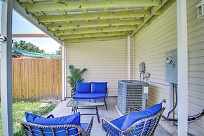 Walk to Beach: Gulfport Retreat w/ Patio