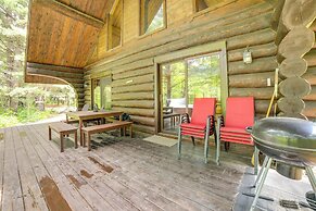 Secluded Log Cabin in NW Michigan: Hot Tub & Deck