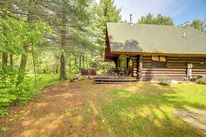 Secluded Log Cabin in NW Michigan: Hot Tub & Deck