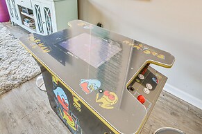 Gorgeous Graham Home With Private Outdoor Pool!