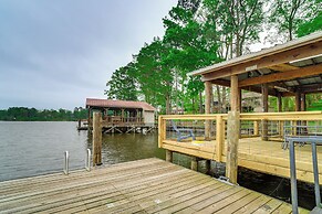 Waterfront House on Toledo Bend w/ Private Dock!