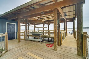 Waterfront House on Toledo Bend w/ Private Dock!
