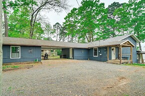 Waterfront House on Toledo Bend w/ Private Dock!