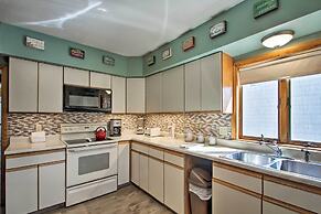 Old Ocean Beach Apt by Pier + Palace Playland