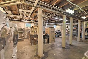 Classic Oak Park Home, 11 Mi to Downtown Chicago!