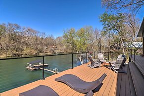 Riverfront Heber Springs Home With Dock & Slip!