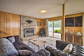 Lakefront Hiwassee Home w/ Private Dock & Deck!