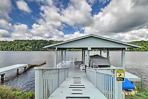 Lakefront Hiwassee Home w/ Private Dock & Deck!
