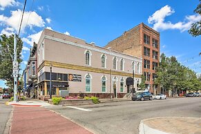 Vintage Apartment in Historic Downtown La Porte!