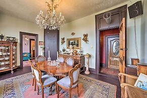 Vintage Apartment in Historic Downtown La Porte!