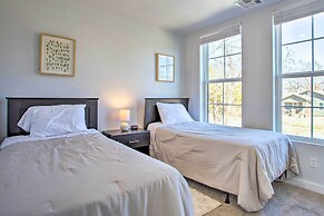 Stylish OKC Farmhouse w/ Garden - Close to OU