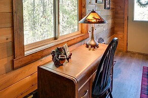 Secluded Garden Valley Cabin w/ Deck & Views!